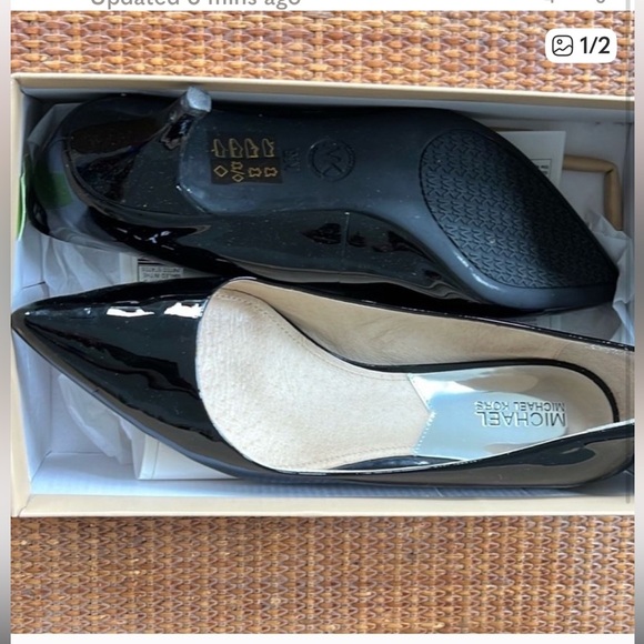 Michael Kors Glossy Black Heels - Picture 3 of 3
